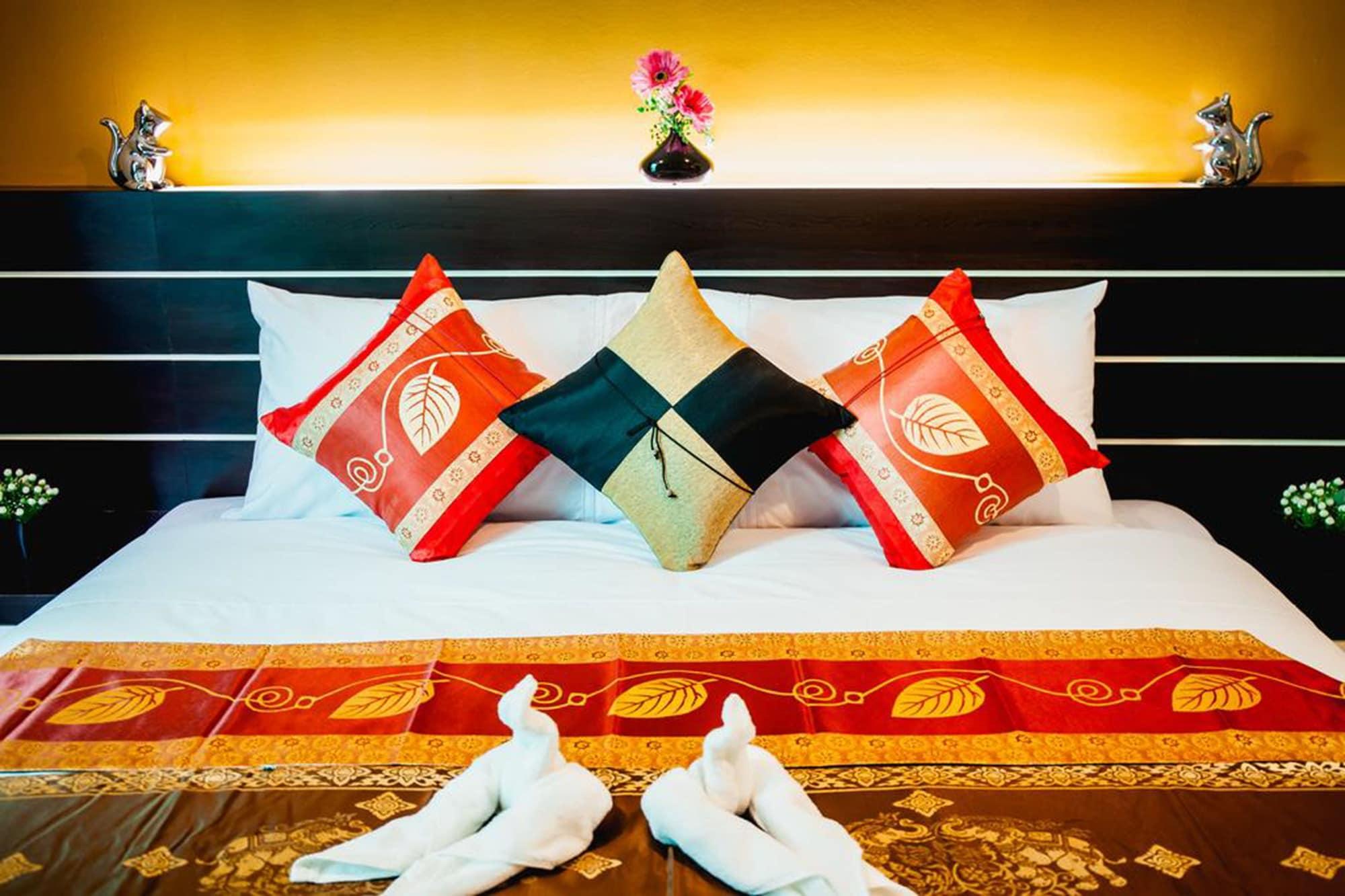 Chalong Boutique Inn Extérieur photo